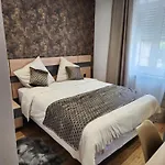 Aparthotel La Roseraie *