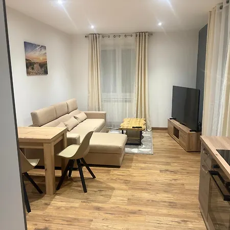 Appart hôtel La Roseraie *