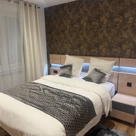 Aparthotel La Roseraie *