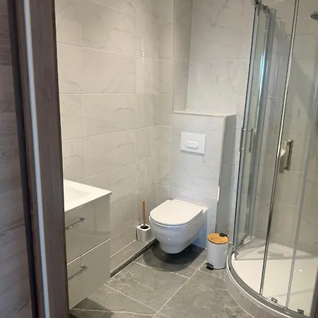 Appart hôtel La Roseraie *