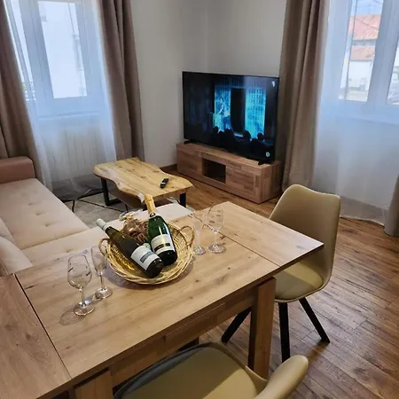 La Roseraie Appart hôtel *