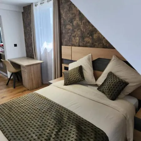 Appart hôtel La Roseraie